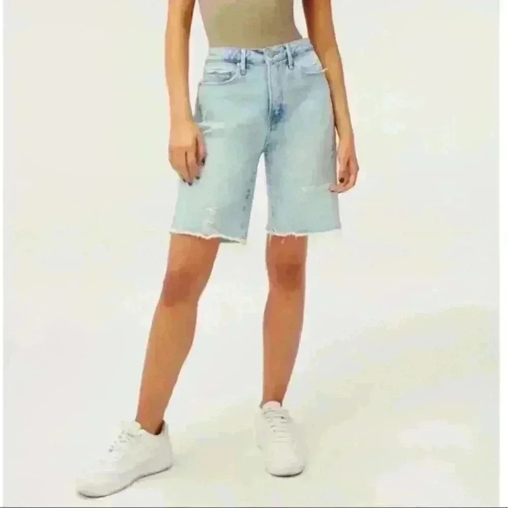 GOOD American ‘90S Bermuda Distressed Denim Jean Shorts In Blue695 Size 14/32